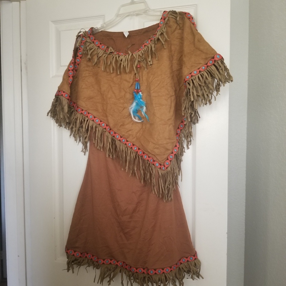 Costume